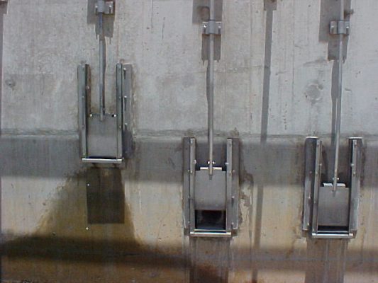 Sluice gate. Wall mounted gates. Penstocks. Sluice gates for regulating flow. Weir gate.